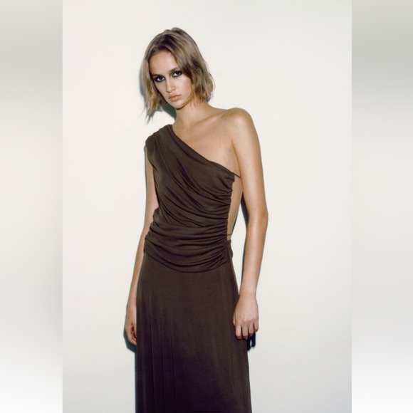 Zara Draped Asymmetric dress - Picture 5 of 16